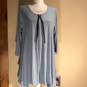 Comfy top with zipper